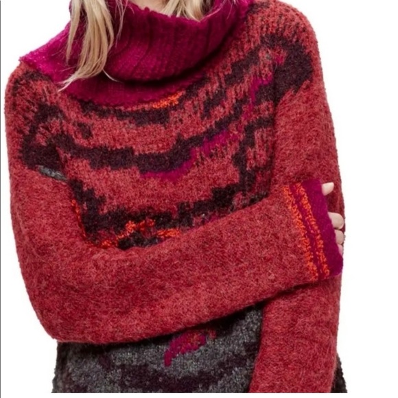 Free People Sweaters - 🔥HOST PICK🔥 NWOT FREE PEOPLE Tiger Eye turtle neck sweater/tunic. Sz Various